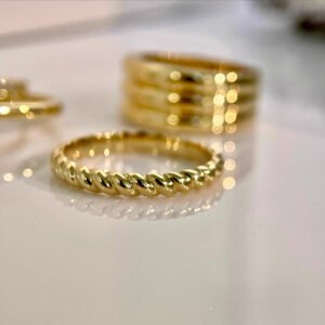 Eternity ring